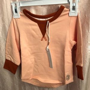 Toora Loora baby t-shirt in salmon size 9-12 months